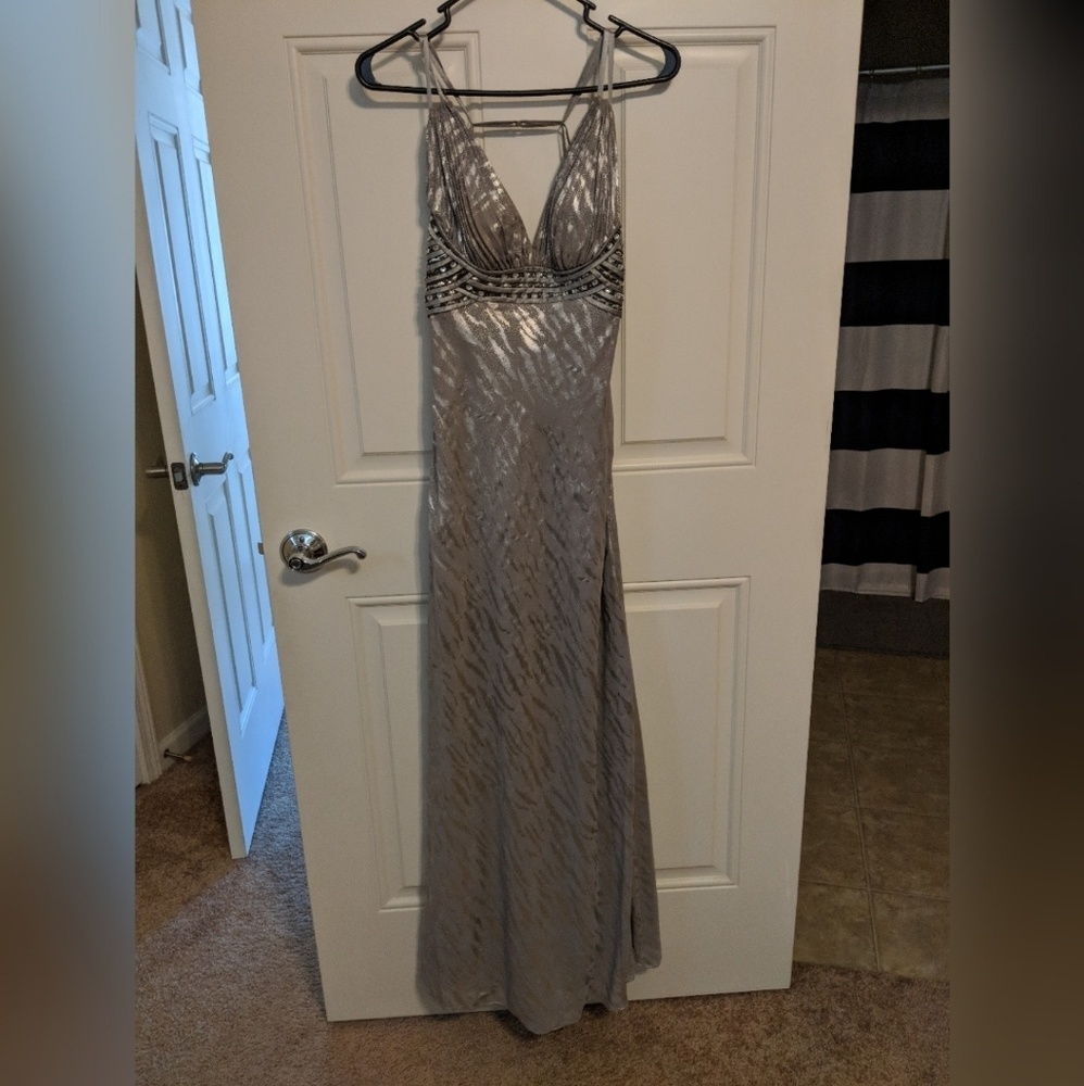 Faviana Couture prom/ball dress